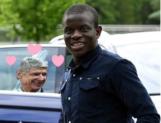 France's midfielder N'Golo Kante arrives at the French national football team training base in Clairefontaine on May 24, 2016, as part of the team's preparation for the upcoming Euro 2016 European football championships. / AFP / FRANCK FIFE        (Photo credit should read FRANCK FIFE/AFP/Getty Images)
