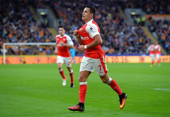 HULL, ENGLAND - SEPTEMBER 17: Alexis Sanchez of Arsenal celebrates scoring his side's second goal during the Premier League match between Hull City and Arsenal at KCOM Stadium on September 17, 2016 in Hull, England. (Photo by Tony Marshall/Getty Images)