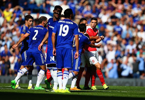 Gabriel (first right) was controversially sent off for a heated altercation with Chelsea's Diego Costa (centre, no.19) this time last season. | Photo: Ian Walton / Getty Images