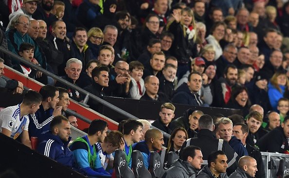 Sunderland's Scottish manager David Moyes (bottom right) is sent to the stands during the EFL (English Football League) Cup fourth round match between Southampton and Sunderland at St Mary's Stadium in Southampton, southern England on October 26, 2016. Southampton won the game 1-0. / AFP / Glyn KIRK / RESTRICTED TO EDITORIAL USE. No use with unauthorized audio, video, data, fixture lists, club/league logos or 'live' services. Online in-match use limited to 75 images, no video emulation. No use in betting, games or single club/league/player publications. / (Photo credit should read GLYN KIRK/AFP/Getty Images)