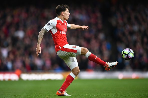LONDON, ENGLAND - OCTOBER 22: Hector Bellerin of Arsenal in action during the Premier League match between Arsenal and Middlesbrough at Emirates Stadium on October 22, 2016 in London, England. (Photo by Dan Mullan/Getty Images)