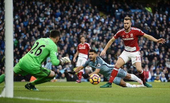 Aguero was unsurprisingly a handful for Chambers throughout, and could've netted more than one on an afternoon filled with numerous opportunities. (Photo source: Oli Scarff / AFP / Getty Images) 