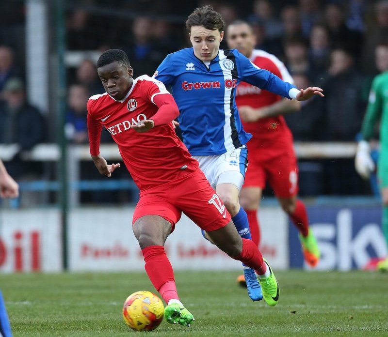 Stephy Mavididi in action against Rochdale for Charlton