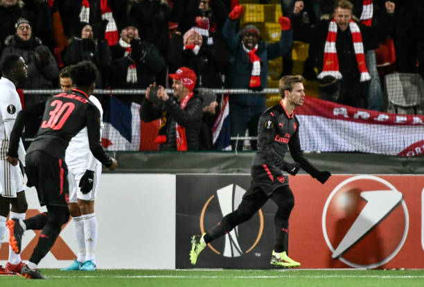 Arsenal's Nacho Monreal (R) celebrates after scoring the 0-1 during the UEFA Europa League round of 32, first leg football match of Ostersund FK vs Arsenal FC on February 15, 2018 in Ostersund, Sweden. / AFP PHOTO / TT NEWS AGENCY / Robert HENRIKSSON / Sweden OUT