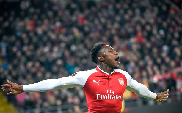 Arsenal's British striker Danny Welbeck celebrates after scoring a goal during the UEFA Europa League quarter-final second leg football match between CSKA Moscow and Arsenal at VEB Arena stadium in Moscow on April 12, 2018. / AFP PHOTO / Alexander NEMENOV 