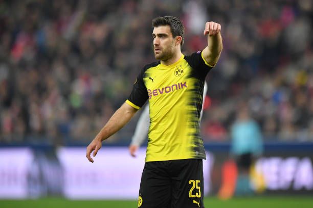 SALZBURG, AUSTRIA - MARCH 15: Sokratis Papastathopoulos of Dortmund gestures during the UEFA Europa League Round of 16, 2nd leg match between FC Red Bull Salzburg and Borussia Dortmund at the Red Bull Arena on March 15, 2018 in Salzburg, Austria. (Photo by Sebastian Widmann/Bongarts/Getty Images,)