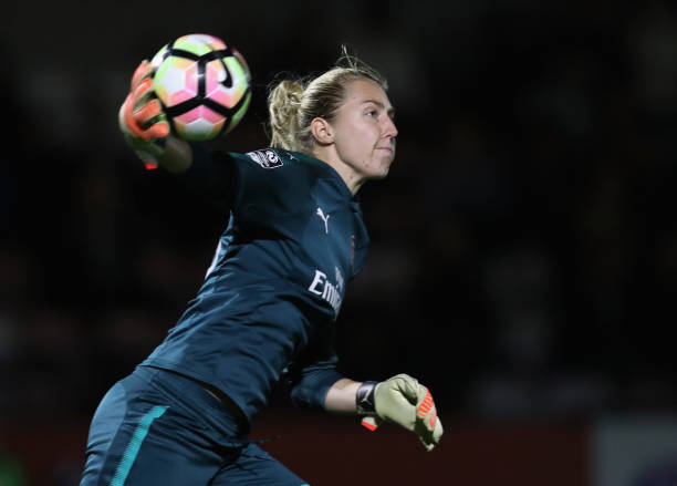 BOREHAMWOOD, ENGLAND - OCTOBER 12: Anna Moorhouse of Arsenal in action during the FA WSL Continental Cup match between Arsenal and London Bees on October 12, 2017 in Borehamwood, United Kingdom. (Photo by Linnea Rheborg/Getty Images)