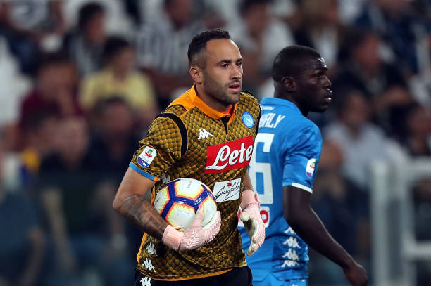 TURIN, ITALY - SEPTEMBER 29: David Ospina of SSC Napoli during the Srie A match between Juventus and SSC Napoli at Allianz Stadium on September 29, 2018 in Turin, Italy. (Photo by Gabriele Maltinti/Getty Images )