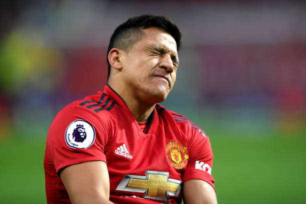 Manchester United confirm deal agreed Alexis: MANCHESTER, ENGLAND - MARCH 02: Alexis Sanchez of Manchester United reacts with an injury during the Premier League match between Manchester United and Southampton FC at Old Trafford on March 02, 2019 in Manchester, United Kingdom. (Photo by Shaun Botterill/Getty Images)
