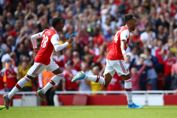 LONDON, ENGLAND - AUGUST 17: Pierre-Emerick Aubameyang of Arsenal celebrates after scoring his team's second goal during the Premier League match between Arsenal FC and Burnley FC at Emirates Stadium on August 17, 2019 in London, United Kingdom. (Photo by Julian Finney/Getty Images)