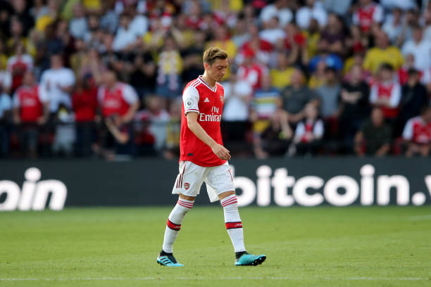 WATFORD, ENGLAND - SEPTEMBER 15: Mesut Ozil of Arsenal reacts as he is substituted during the Premier League match between Watford FC and Arsenal FC at Vicarage Road on September 14, 2019 in Watford, United Kingdom. (Photo by Marc Atkins/Getty Images)