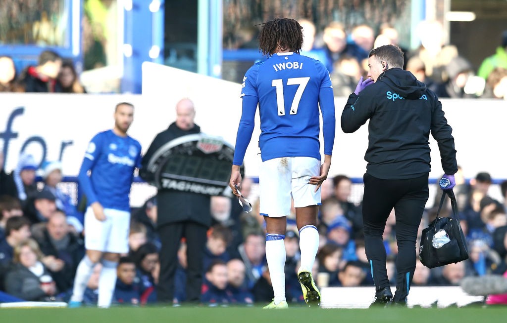 LIVERPOOL, ENGLAND - DECEMBER 21: Alex Iwobi of Everton walks off injured during the Premier League match between Everton FC and Arsenal FC at Goodison Park on December 21, 2019, in Liverpool, United Kingdom. (Photo by Jan Kruger/Getty Images)