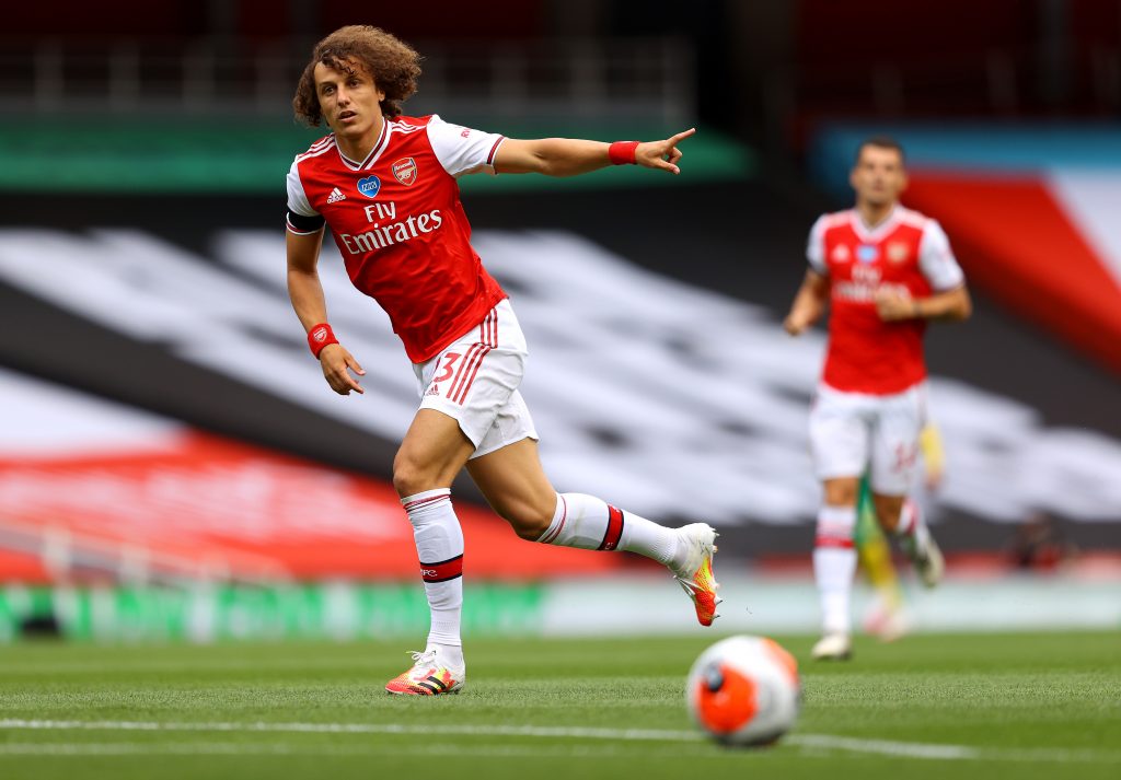 LONDON, ENGLAND - JULY 01: David Luiz of Arsenal gives instructions during the Premier League match between Arsenal FC and Norwich City at Emirates Stadium on July 01, 2020 in London, England. Football Stadiums around Europe remain empty due to the Coronavirus Pandemic as Government social distancing laws prohibit fans inside venues resulting in all fixtures being played behind closed doors. (Photo by Richard Heathcote/Getty Images)