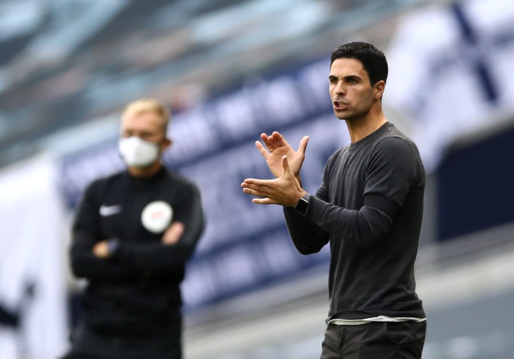 LONDON, ENGLAND - JULY 12: Mikel Arteta, Manager of Arsenal gives his team instructions during the Premier League match between Tottenham Hotspur and Arsenal FC at Tottenham Hotspur Stadium on July 12, 2020 in London, England. Football Stadiums around Europe remain empty due to the Coronavirus Pandemic as Government social distancing laws prohibit fans inside venues resulting in all fixtures being played behind closed doors. (Photo by Tim Goode/Pool via Getty Images)
