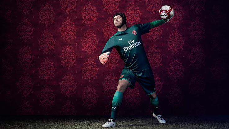 Arsenal Release Goalkeeper Kits And Camo Gear Daily Cannon
