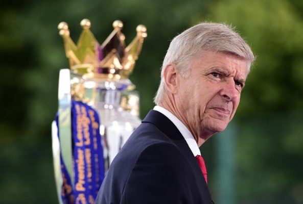 arsene wenger premier league trophy e1471724638225