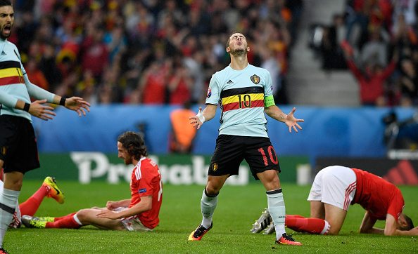 Is Alexis Sanchez really as good as Messi and Ronaldo? 2 hazard belgium