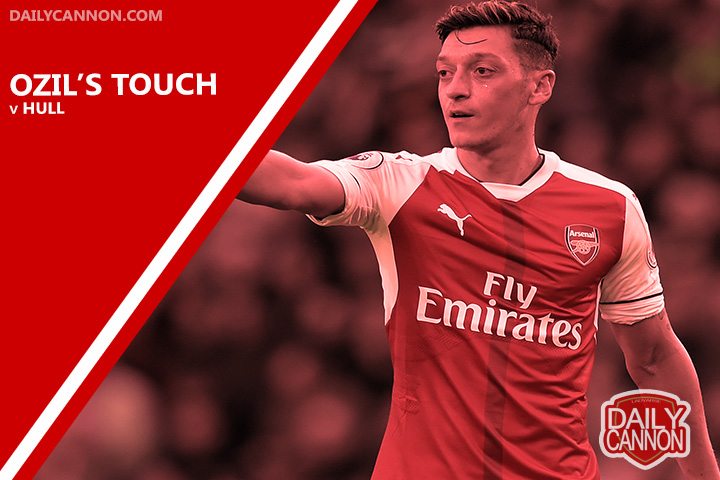 ozils touch hull