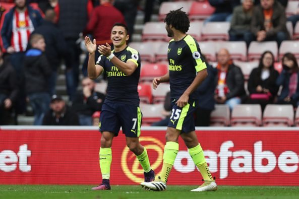 alexis sanchez mohamed elneny sunderland v arsenal e1477750660937