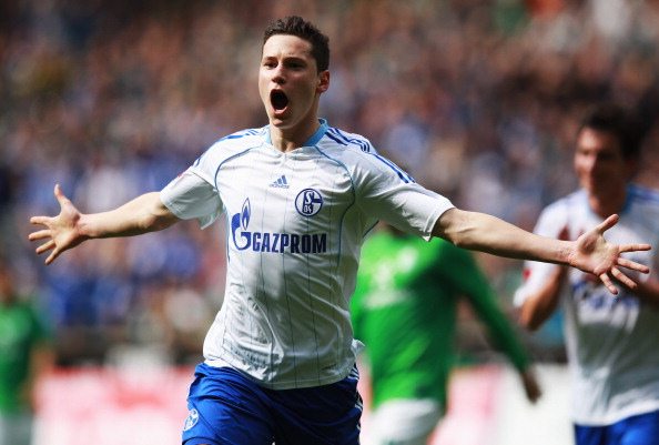 BREMEN, GERMANY - MAY 05: Julian Draxler of Schalke celebrates after scoring his team's first goal during the Bundesliga match between SV Werder Bremen and FC Schalke 04 at Weser Stadium on May 5, 2012 in Bremen, Germany. (Photo by Joern Pollex/Bongarts/Getty Images)