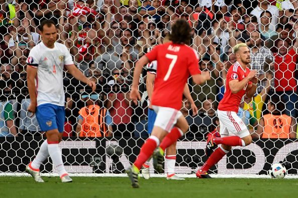 joe allen aaron ramsey wales e1478105454566