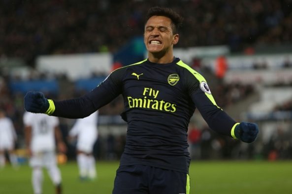 Alexis Sanchez scores v Swansea