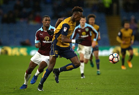 Report - Arsenal ready to loan out Stephy Mavididi 3 ta bri