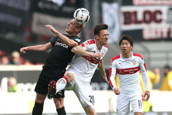 Loan watch: Szczesny clean sheet, Asano and Moore make starts 2 Takuma Asano (R) in action during Stuttgart's 2-1 win over Sandhausen