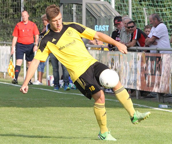 Reports: 20-year-old striker's father refuses to deny Arsenal trial 3 hanslik