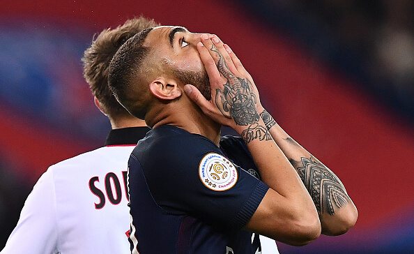 Reliable French report: Arsenal contact €25m player PSG will allow to leave 2 Layvin Kurzawa