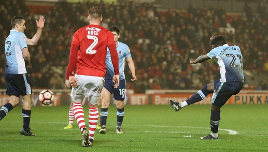 Bright Osayi-Samuel (R) scored his second goal of the campaign with a last-gasp winner against Barnsley last month.