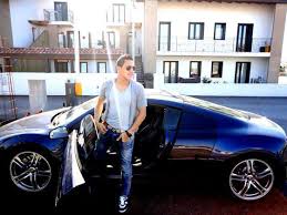 alexis sanchez car