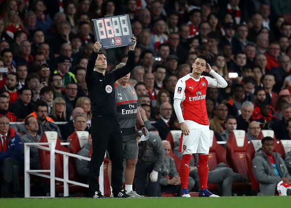 mesut ozil v lincoln city 1