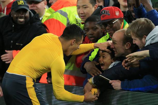 alexis with kid at middlesbrough