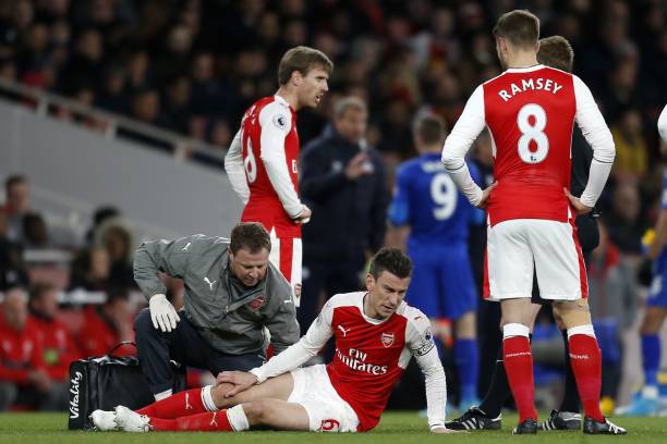 Massive blow for Arsenal as Koscielny a big doubt for Tottenham 2 kos knee leicester