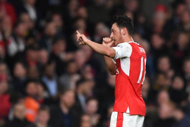 mesut ozil v west ham
