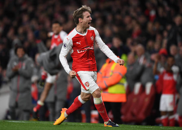 nacho monreal scores v leicester
