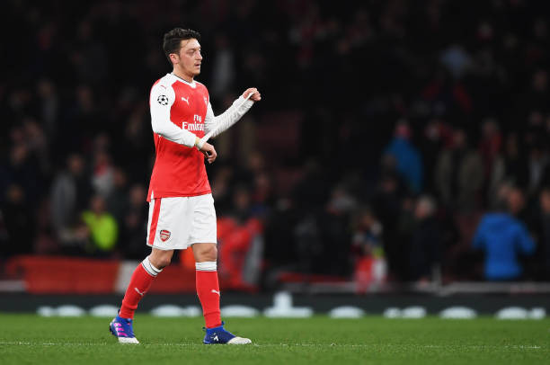 Mesut Ozil's contract leads to stupidest press conference question 2 ozil bay