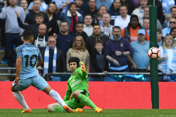 petr cech v mancheste rcity wembley