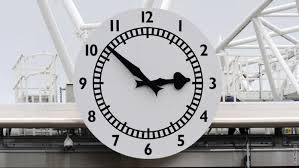 arsenal clock