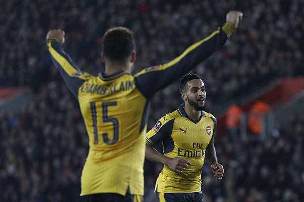 theo walcott alex oxlade chamberlain