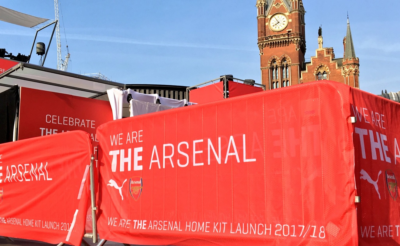 Arsenal kit launch picture to use
