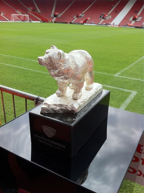 BEAR TROPHY