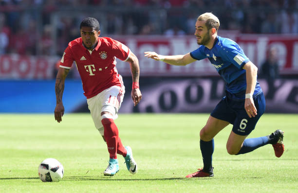 douglas costa