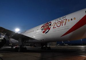 Arsenal tour plane