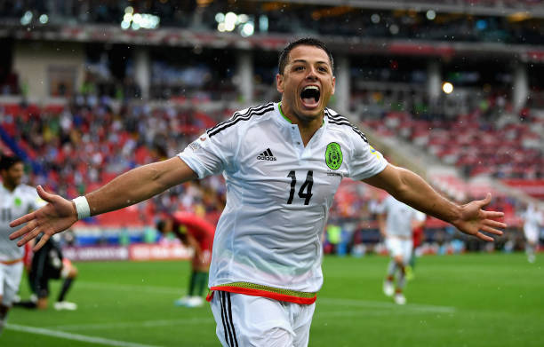 Javier Hernandez of Mexico celebrates