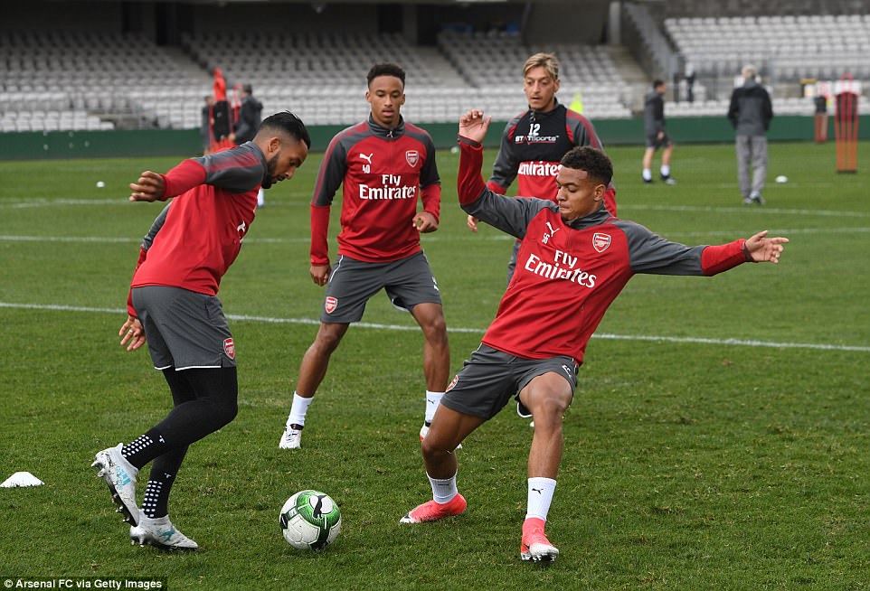 Walcott Malen Bramall Ozil
