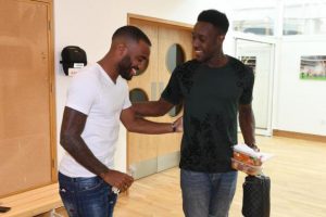 alexandre lacazette meets Dat Guy Arsenal FC via Getty Images