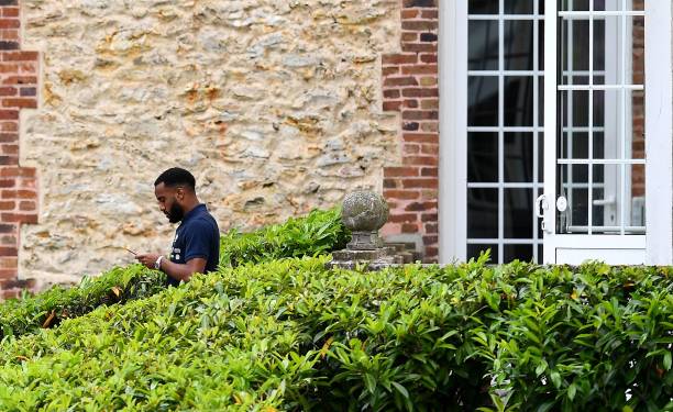 alexandre lacazette pictured from afar