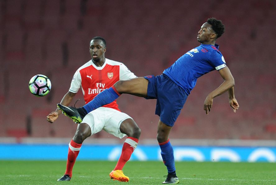 Glen Kamara facing up against Manchester United u23s (Photo via Arsenal.com)